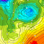 Previsioni Meteo, inizio settimana con un nuovo peggioramento sull’Italia: freddo e neve al Nord, nuova sciroccata al Sud