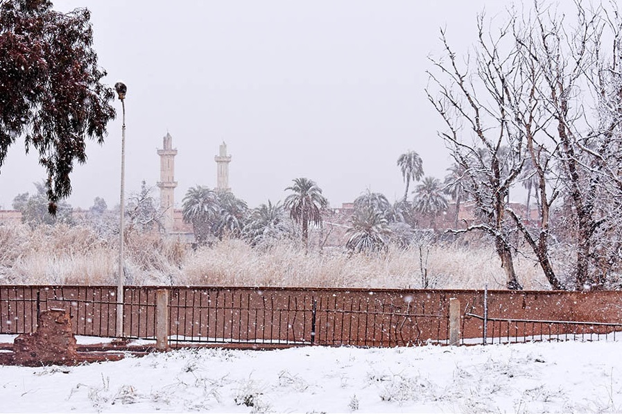 neve sahara ain sefra algeria