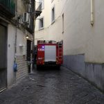 Crolla ex monastero a Napoli, 5 persone coinvolte: i vigili del fuoco, “abbiamo scavato tra le macerie con le mani” [GALLERY]