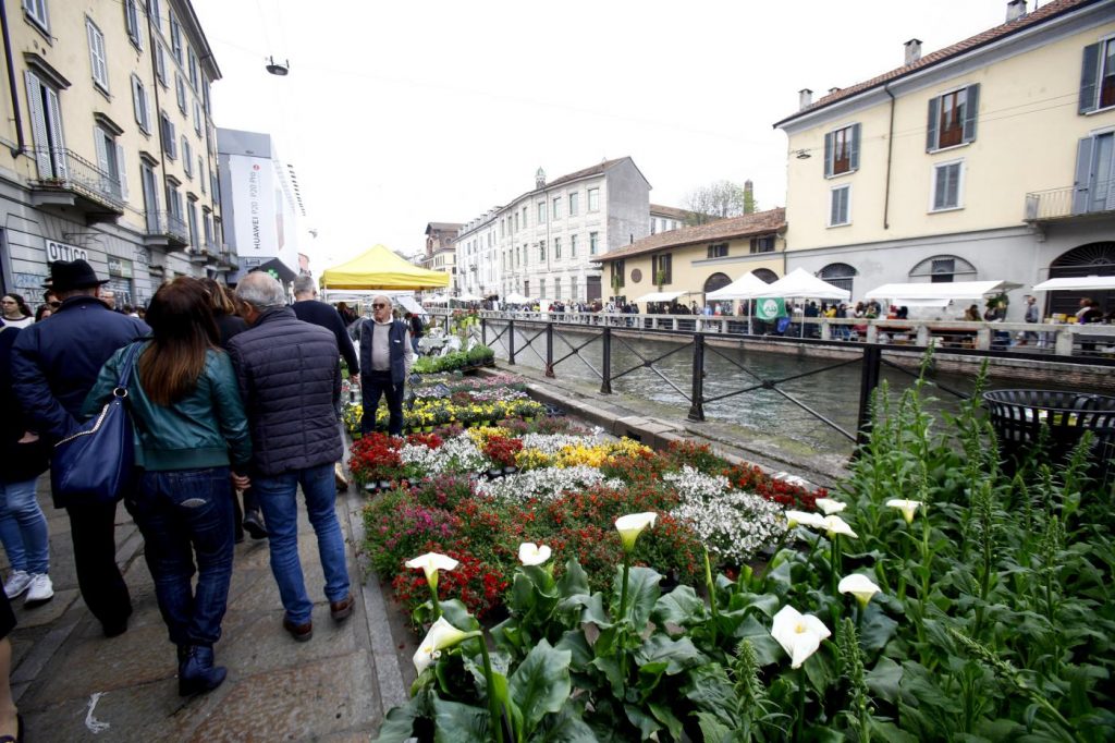 Milano, Fiori e sapori sul naviglio grande