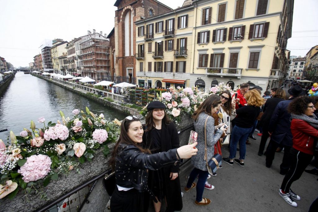 Milano, Fiori e sapori sul naviglio grande