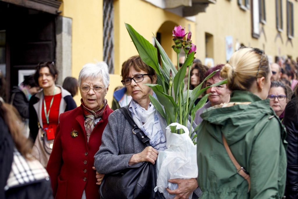 Milano, Fiori e sapori sul naviglio grande