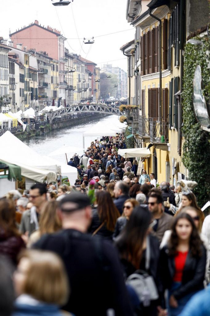 Milano, Fiori e sapori sul naviglio grande