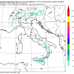 Meteo Italia LIVE: caldo estivo al Nord, forti temporali pomeridiani in Sicilia