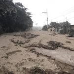 Eruzione vulcano Guatemala, catastrofe come Pompei: lahar devastanti uccidono decine di persone, le immagini dell’orrore [FOTO e VIDEO]