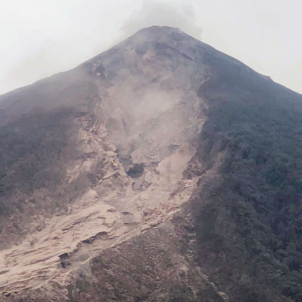 eruzione vulcano guatemala