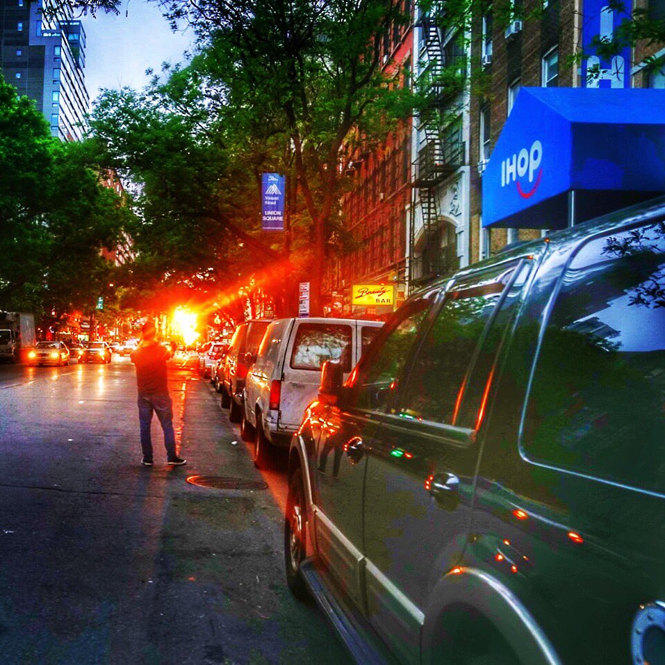 manhattanhenge new york