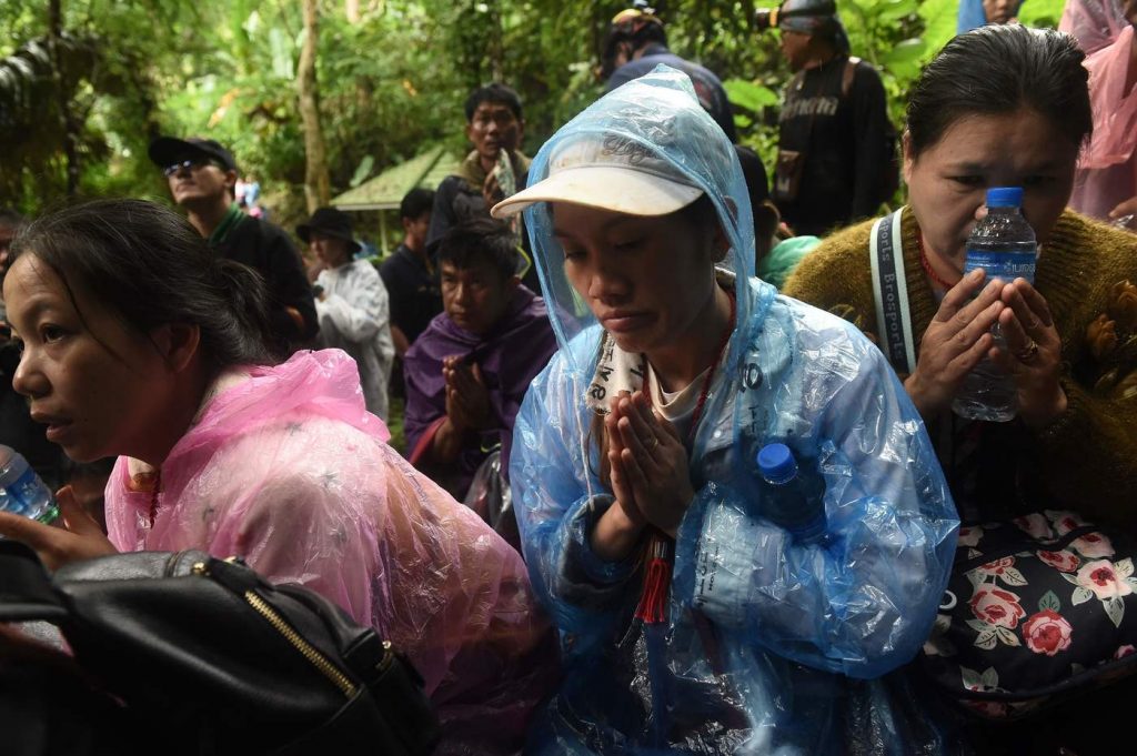 Thailandia, squadra di calcio intrappolata nelle grotte