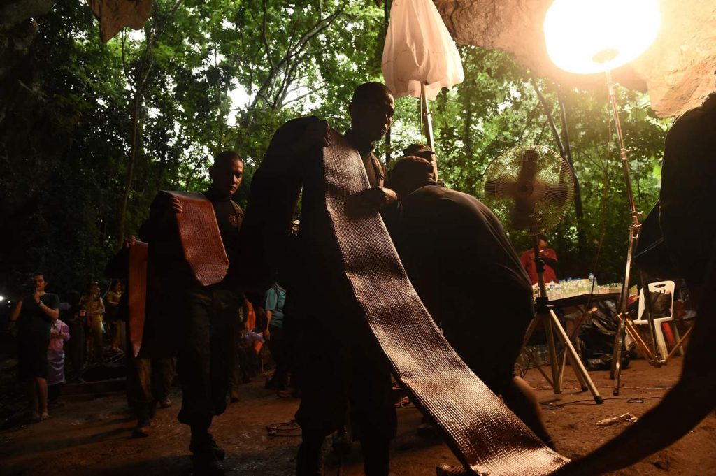 Thailandia, squadra di calcio intrappolata nelle grotte