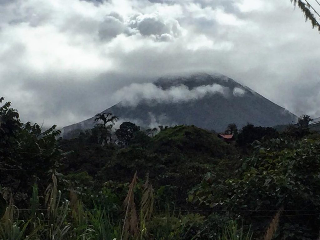 vulcano Reventador Ecuador