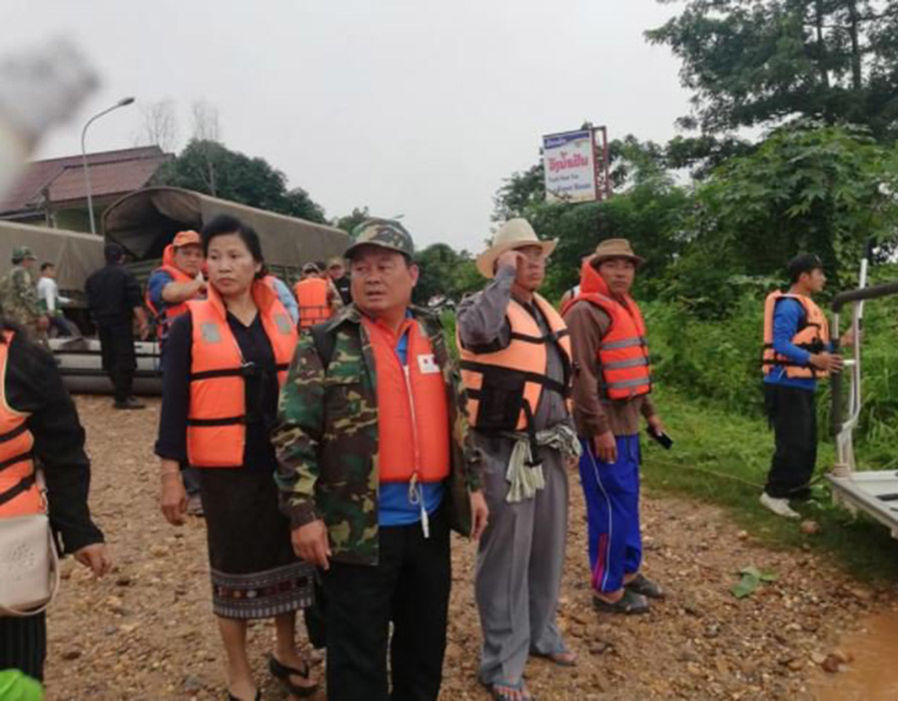 crollo diga laos