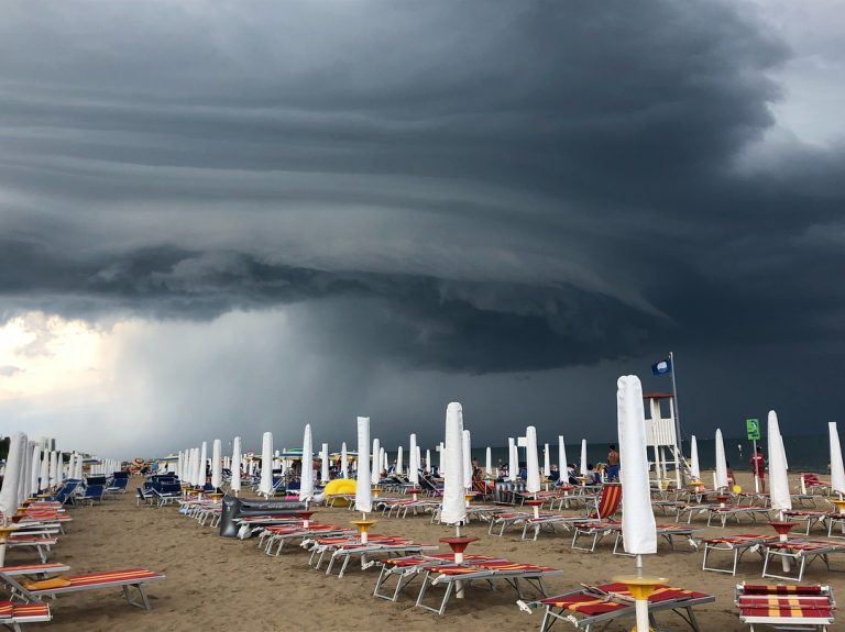 maltempo mare estate allerta meteo shelf cloud (1)