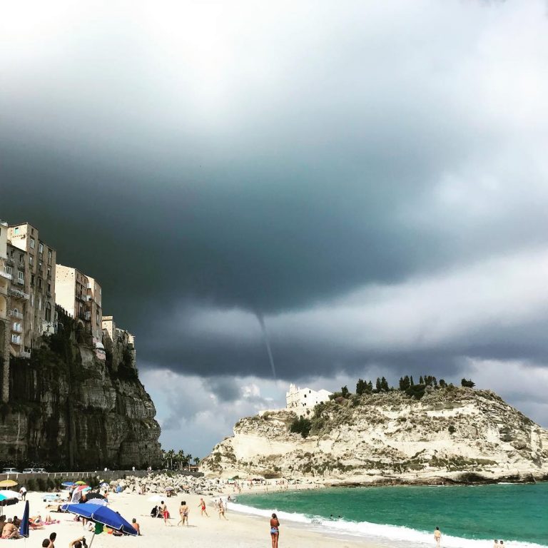 tornado tropea