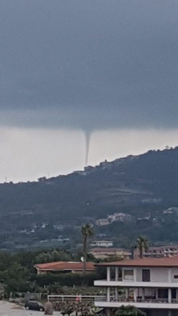 tornado tropea