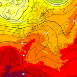 Previsioni Meteo, Agosto inizia col botto ma l’Italia è spaccata in due: super caldo fino a +40°C al Centro/Nord, più fresco e temporali al Sud