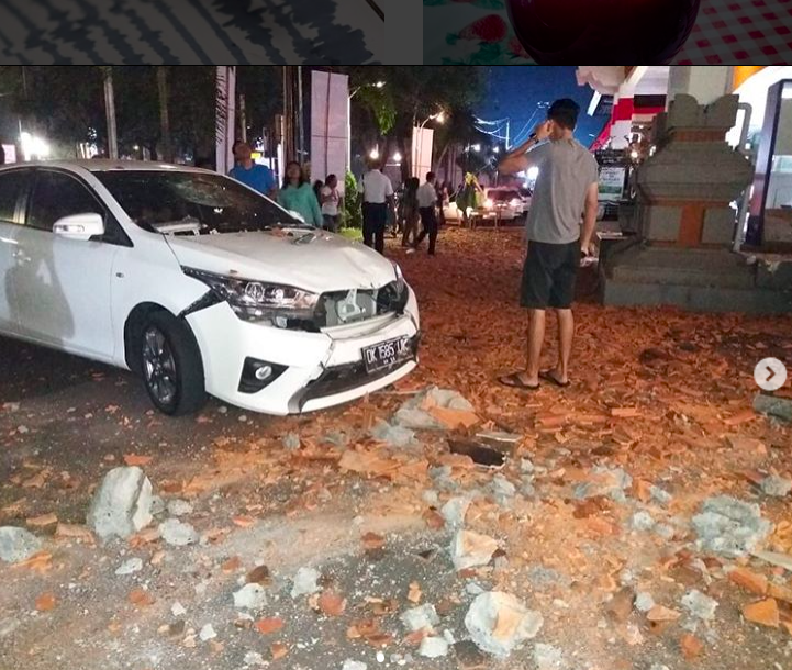 terremoto indonesia turisti evacuati