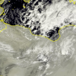 Allerta Meteo, l’Uragano Mediterraneo sta nascendo nel Golfo della Sirte: ciclogenesi in atto, allarme sullo Jonio [LIVE]