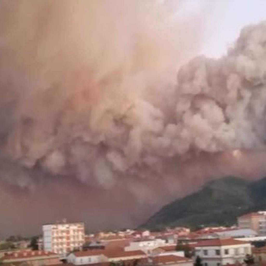 incendio monte serra