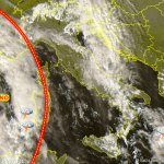 Allerta Meteo, forte maltempo al Sud: lo Jonio sforna violenti temporali sulla Calabria, l’ex uragano Leslie arriva in Sardegna [MAPPE]