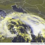 Allerta Meteo, il maltempo provocato dal caldo anomalo flagella l’Italia: la tempesta che risale il Tirreno può diventare un Uragano al largo di Roma [LIVE]