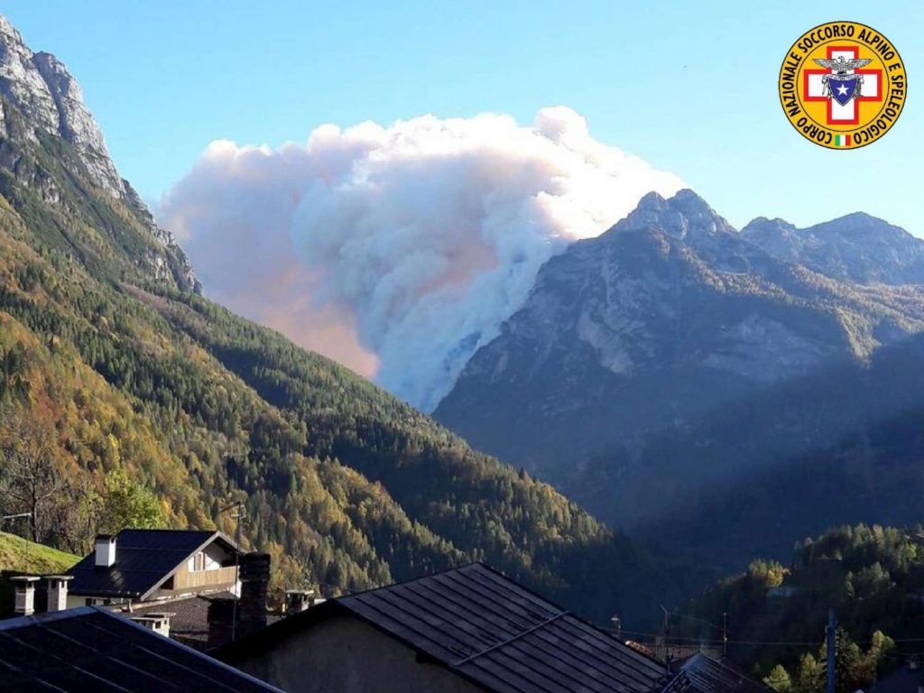 belluno incendio agordino