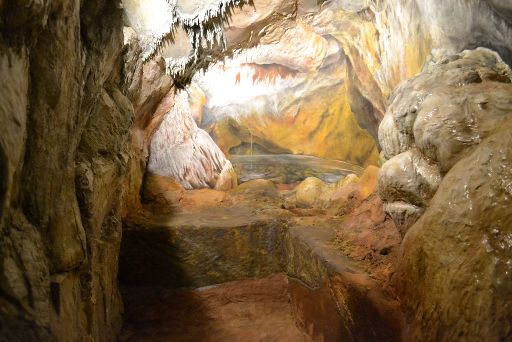 Grotta del Leone