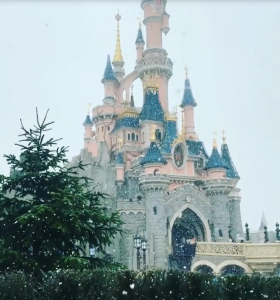 neve disneyland paris