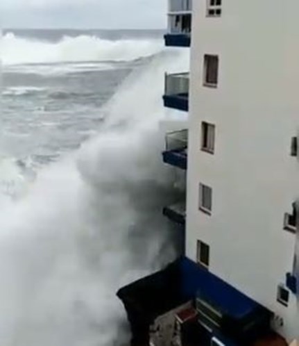 tempesta tenerife onde alte