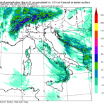 Allerta Meteo, weekend dell’Immacolata all’insegna del maltempo: forte vento, mareggiate, piogge al Sud e bufere di Neve sulle Alpi ma senza freddo [MAPPE]