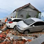 Tsunami Indonesia: continuano le eruzioni e si aggrava ancora il bilancio delle vittime, 281 morti [GALLERY]