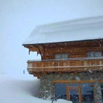 Maltempo in Europa, Austria e Germania scompaiono sotto la neve: una valanga fa la 15ª vittima [FOTO e VIDEO]