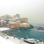 Allerta Meteo, il Ciclone Polare inizia a flagellare l’Italia: bufere di NEVE su Genova e Savona, allarme Medicane per Sardegna e tutto il Sud