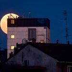 La Super Luna illumina Milano [GALLERY]