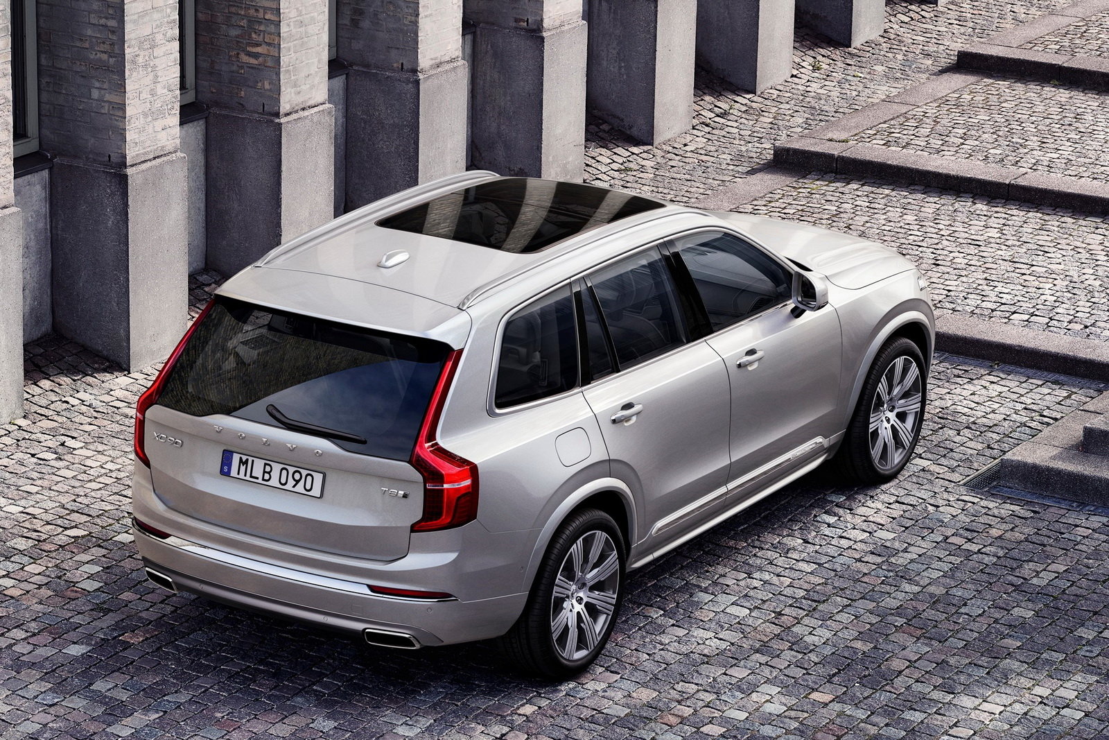 VOLVO XC90 2019