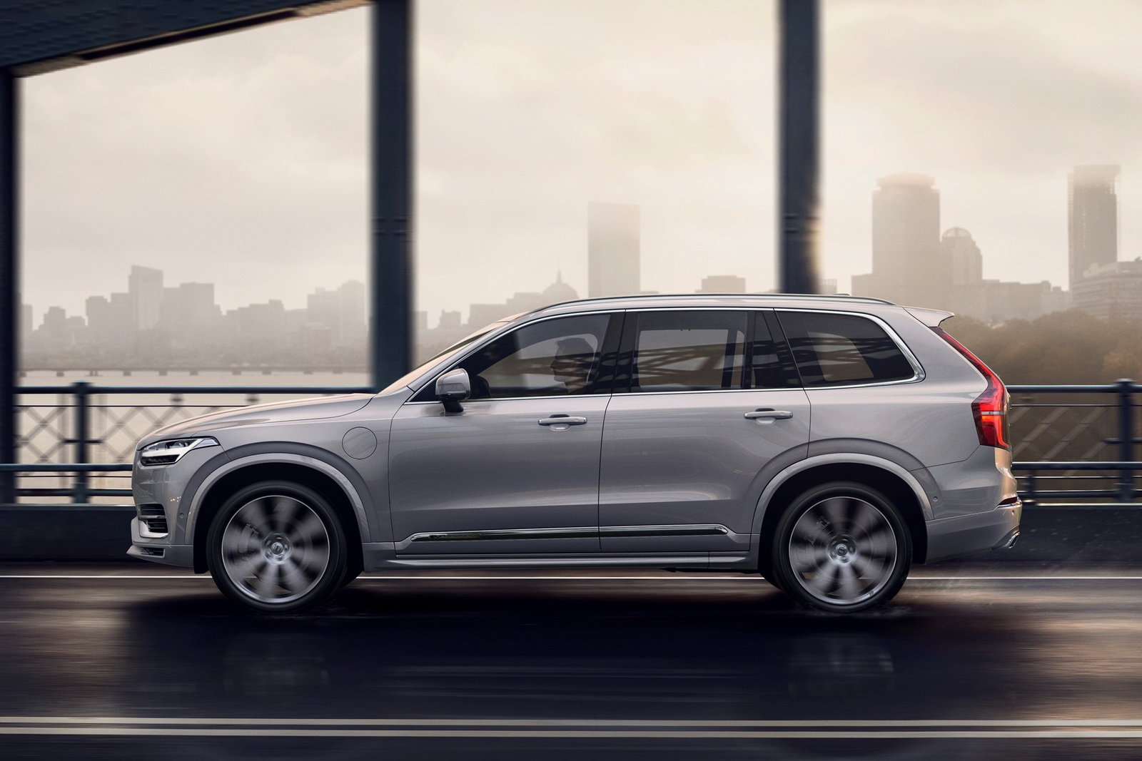 VOLVO XC90 2019