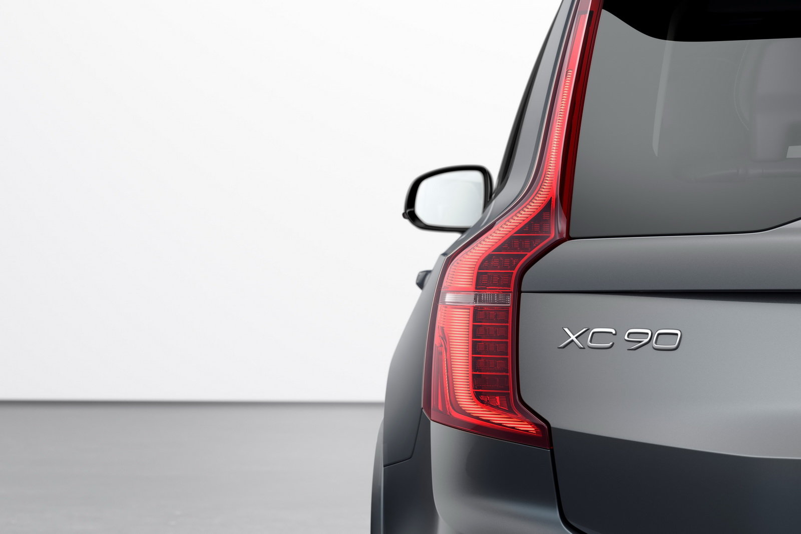 VOLVO XC90 2019