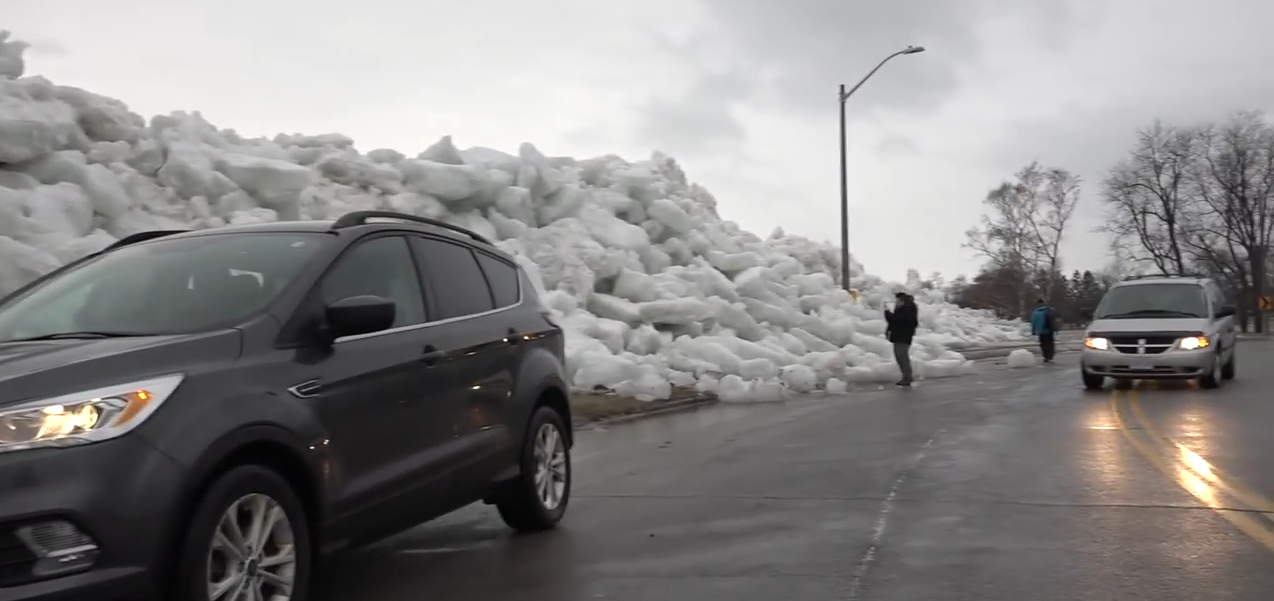 tsunami di ghiaccio canada