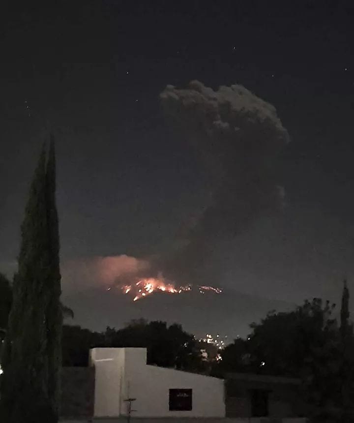 esplosione vulcano Popocatepetl Messico