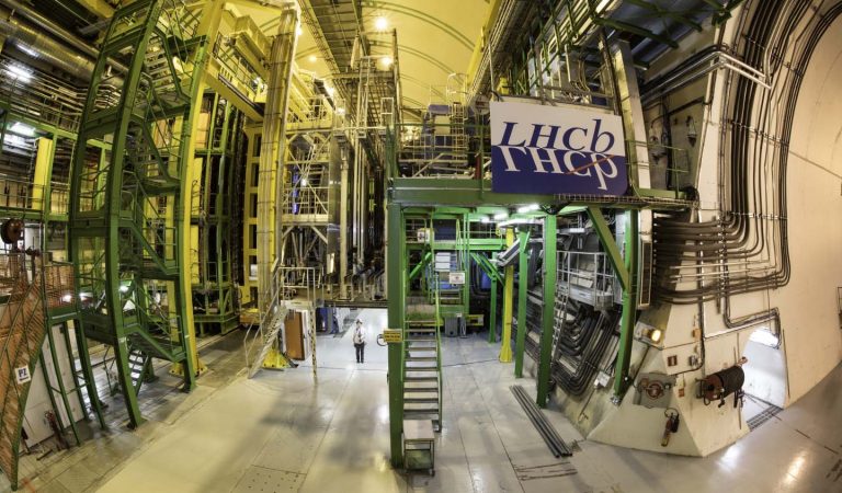 lhcb cern materia antimateria