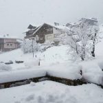 Meteo, storica nevicata del 28 Aprile sulle Dolomiti: accumuli incredibili, scenari da fiaba [FOTO e VIDEO LIVE]