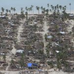 Meteo, Mozambico in ginocchio per il ciclone Kenneth: “Aiutateci, stiamo perdendo tutto”. Devastanti inondazioni, 35.000 case distrutte, 5 vittime [FOTO e VIDEO]