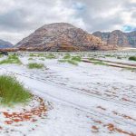 Incredibile in Arabia Saudita, una rarissima neve imbianca il deserto a inizio Aprile [FOTO e VIDEO]