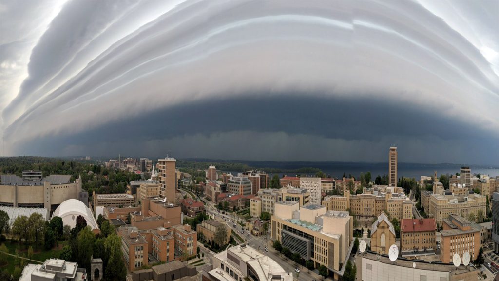 shelf cloud