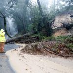 Meteo, il caldo africano infuoca l’Italia e innesca violenti temporali al Nord/Ovest: allarme alluvione al confine con la Svizzera