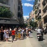 Forte terremoto in Grecia, panico ad Atene: milioni di persone in strada [LIVE]