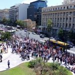 Forte terremoto in Grecia, panico ad Atene: milioni di persone in strada [LIVE]