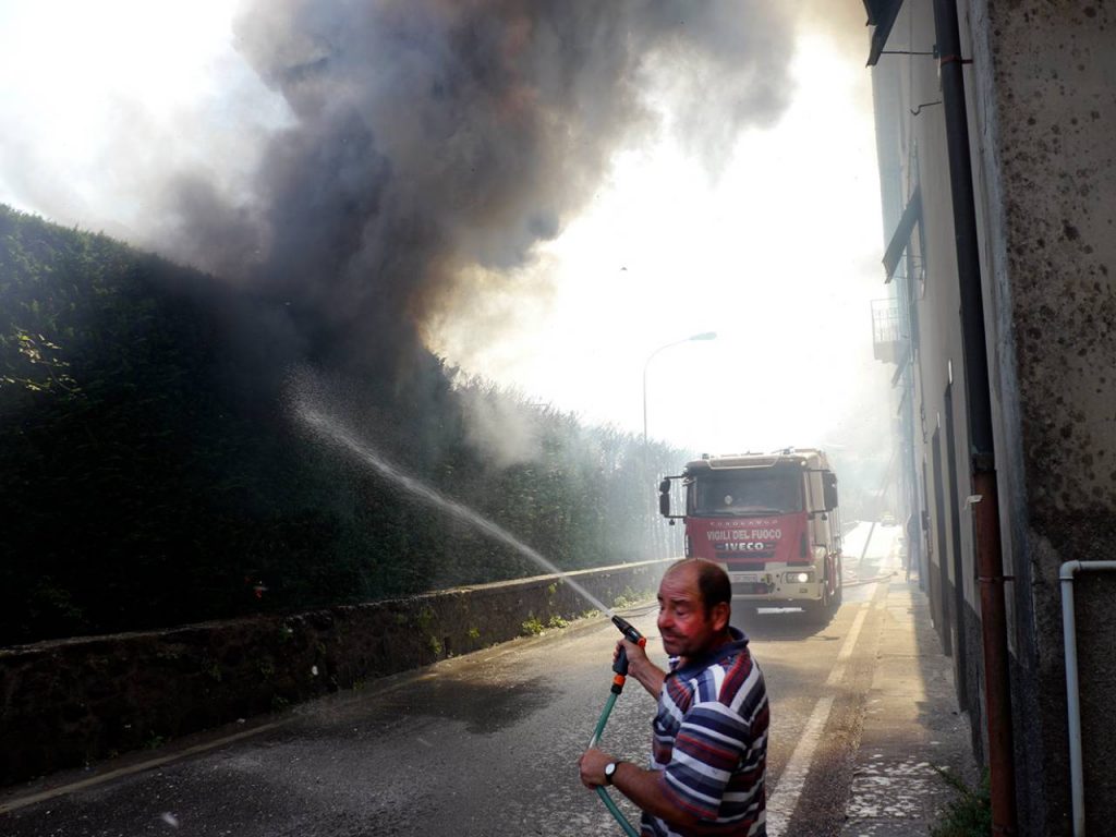 incendio lucca