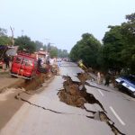 Terremoto in Pakistan, disastro per una scossa magnitudo 5.2: strade sprofondate, 23 morti e 400 feriti [FOTO e VIDEO]