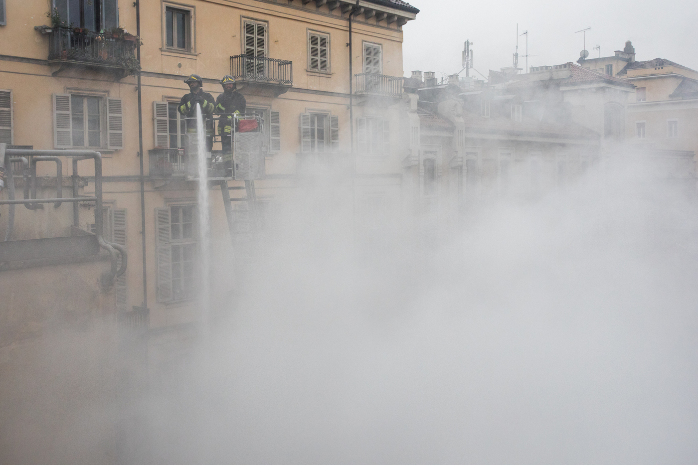 incendio cavallerizza torino