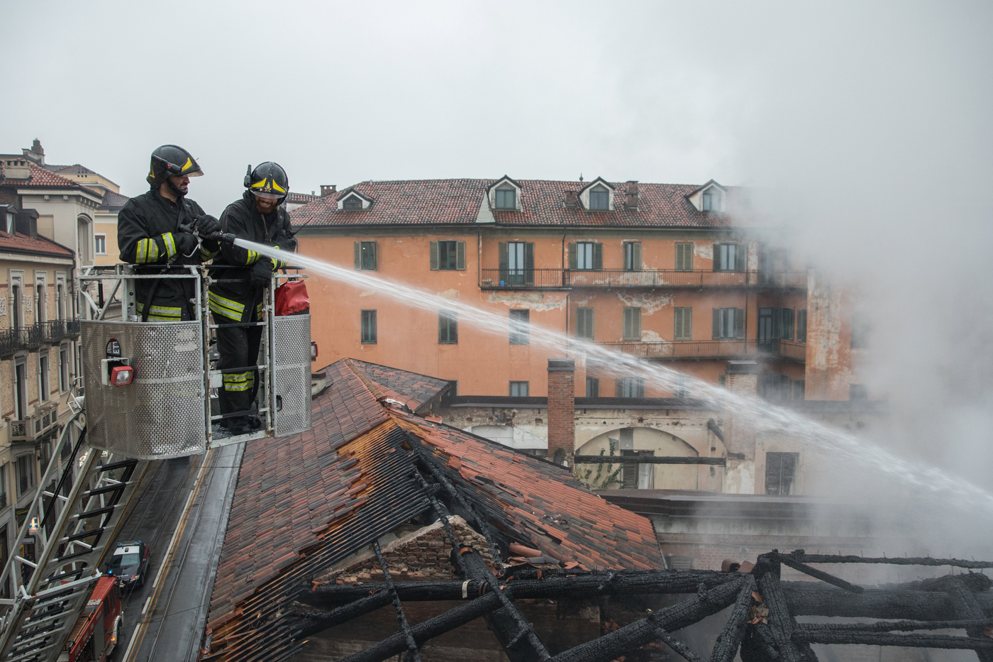 incendio cavallerizza torino